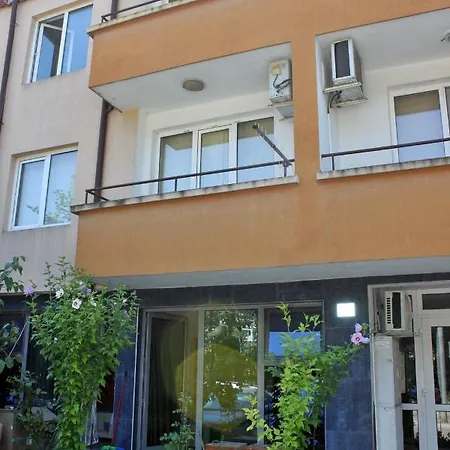 Апартамент Иглика Несебър Apartment *